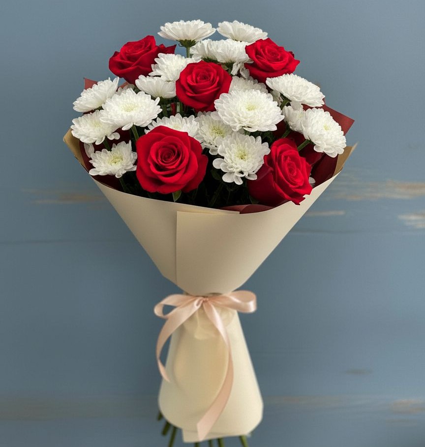 Букет цветов из: Розы и Хризантемы в Голубое