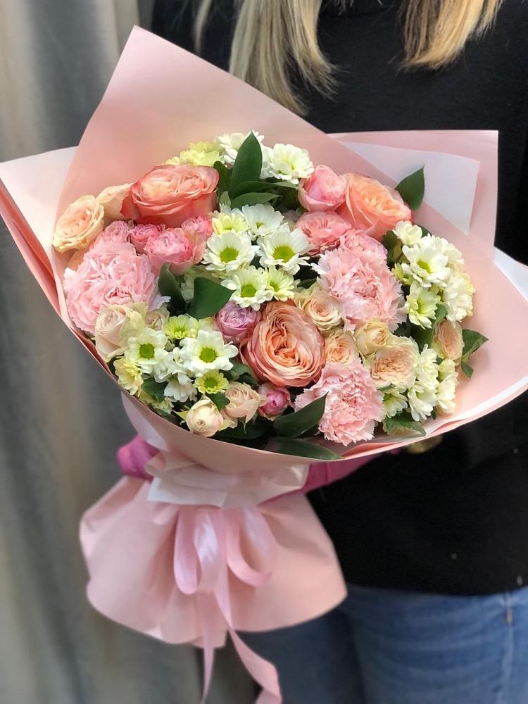 Букет цветов из: Гвоздики, Розы и Хризантемы в Голубое