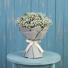 Букет цветов из:  Гипсофила в Голубое