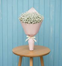 Букет цветов из:  Гипсофила в Голубое