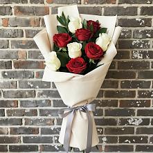 Букет цветов из:  Розы в Голубое