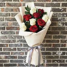 Букет цветов из:  Розы в Голубое