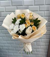 Букет цветов из:  Розы и Хризантемы в Голубое