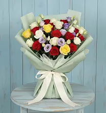Букет цветов из:  Розы в Голубое