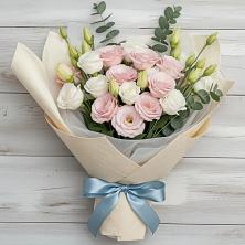 Букет цветов из:  Лизиантусы в Голубое