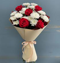 Букет цветов из:  Розы и Хризантемы в Голубое