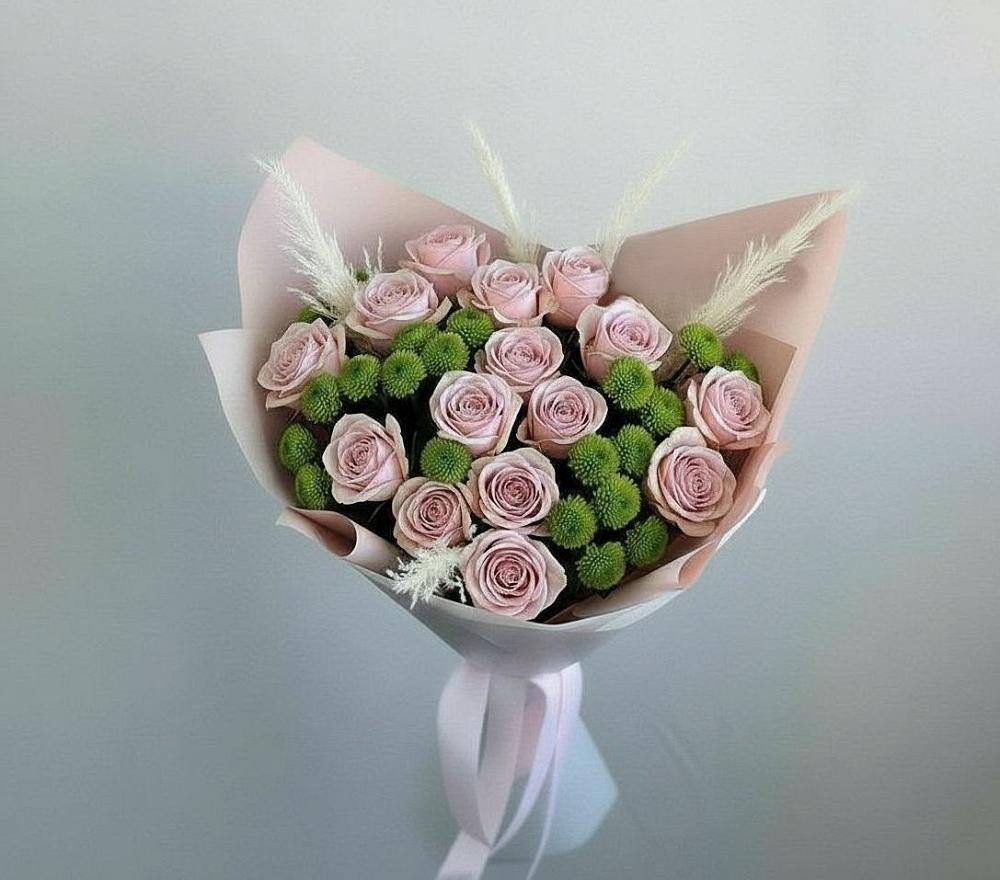 Букет цветов из: Розы и Хризантемы в Голубое