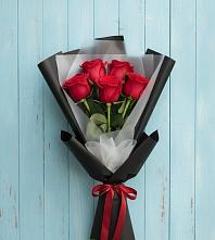 Букет цветов из:  Розы в Голубое