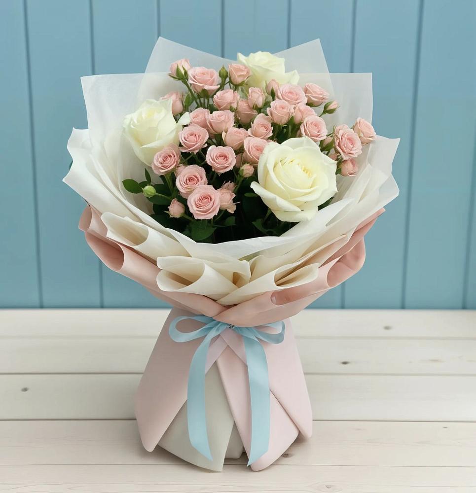 Букет цветов из: Розы в Голубое