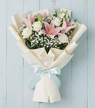 Букет цветов из:  Лилии в Голубое